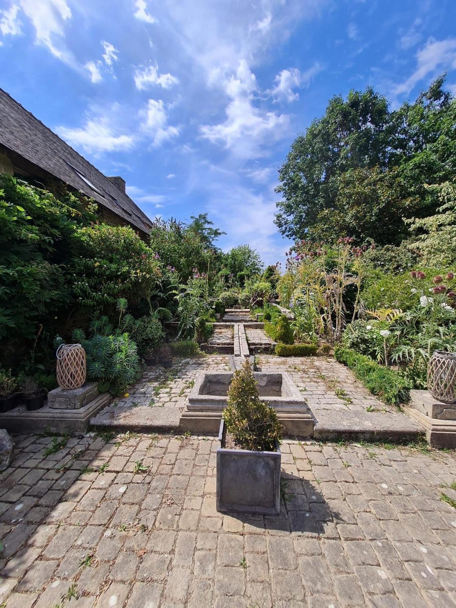 Villa Gloria Landaul Exterior photo